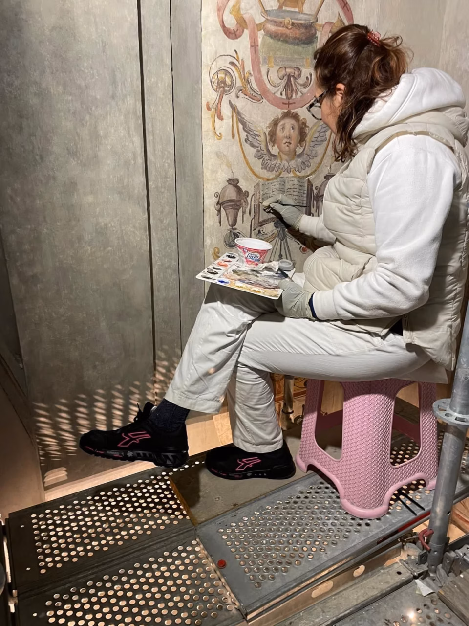 How to Read a Fresco